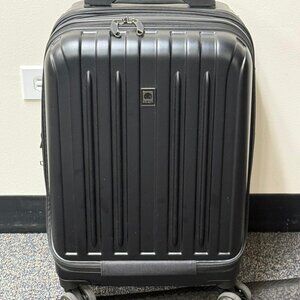 DELSEY PARIS Titanium Hardside Expandable Carry-On 21" Spinner Luggage Graphite